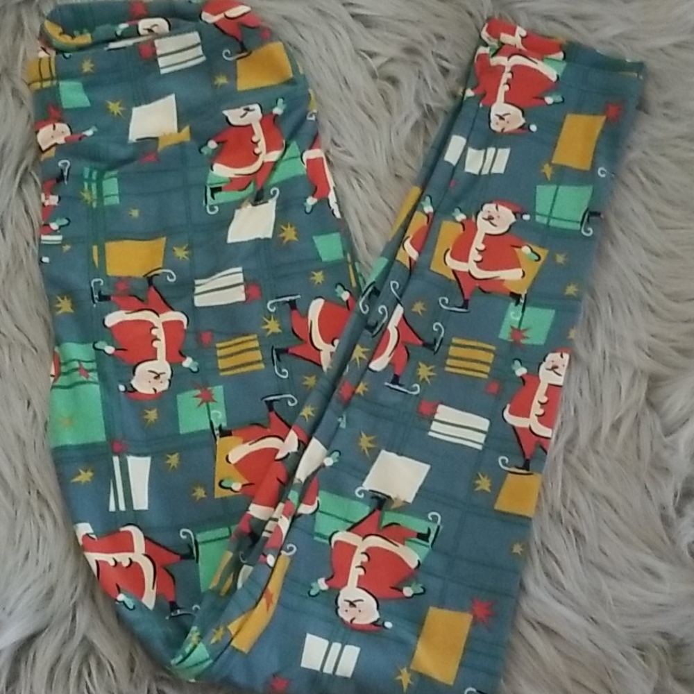 Lularoe holiday leggings